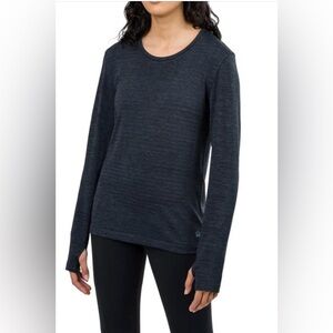 Tuff Athletics Seamless Top Black in Medium